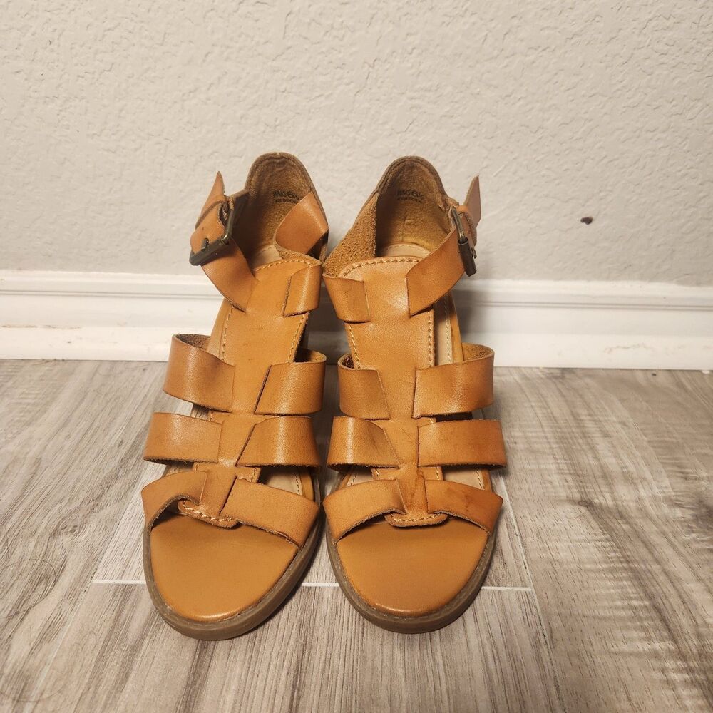 Report Rebecka Gladiator Sandals Women 6.5 Tan Brown Good Strappy Block Heel